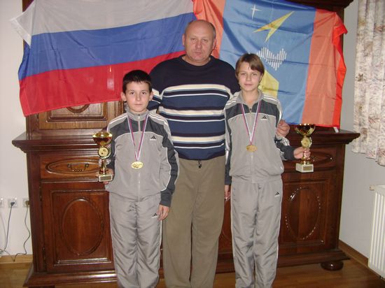 ТУРНИР ПО БАДМИНТОНУ